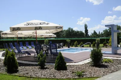 Garden Hotel Wellness és Konferencia Hotels in 