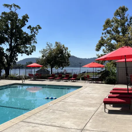 Clear Lake Cottages & Marina