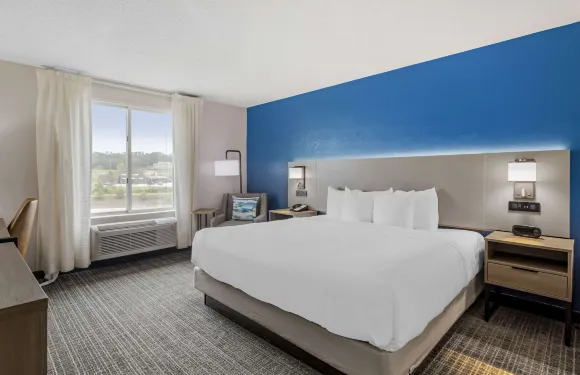 舒適酒店及套房科爾賓北部