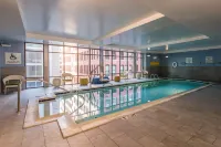 voco THE CLAIR CINCINNATI DOWNTOWN by IHG - Pools