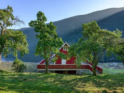Tor - Homestays
