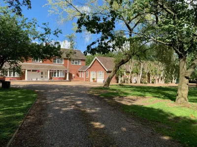 Aldercarr Hall Hotels in 