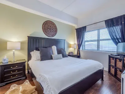 BnB Hyperion - 2B Mountain Condo w Scenic Views Hotels near Sugar Mountain Resort, Inc.