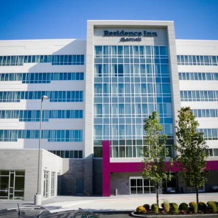 Residence Inn Cincinnati Midtown/Rookwood Отели рядом с достопримечательностью «Обсерваторный центр Цинциннати»
