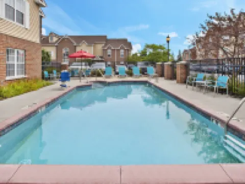 TownePlace Suites Milwaukee Brookfield Hotels in Brookfield