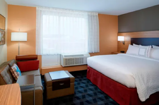 TownePlace Suites Grand Rapids Airport