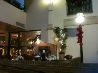 Ramada by Wyndham Paintsville Hotel & Conference Center Hotel di 