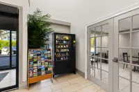 Red Roof Plus+ & Suites Atlanta Airport South