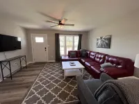 Fuquay's Best! Recently renovated, convenient to downtown, fenced yard, fire pit Hotels in Middle Creek