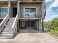 Bev's Beachfront Bungalow 大西洋灘酒店