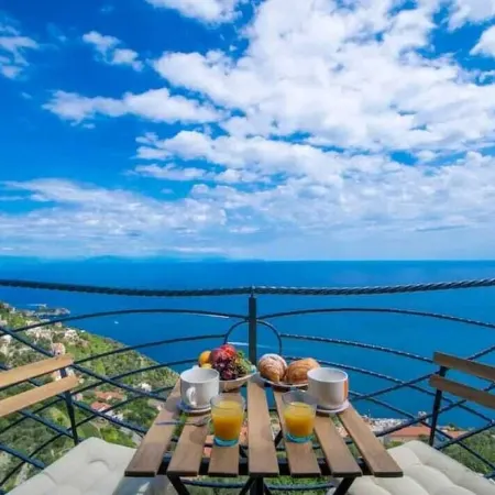 In Amalfi Coast: Modern and elegant "Mareblue" house with wonderful sea view