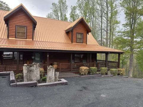 CHARMING & COZY CABIN IN BEAUTIFUL NC MOUNTAINS