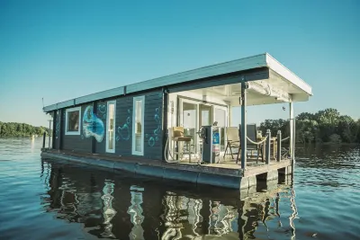 Hausboot Havelbiber Führerscheinfrei bis zu 6 Personen Hotels in der Nähe von Märkischer Golfclub Potsdam