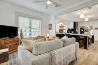 Newly renovated home in Historic Downtown Georgetown!