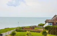 WAYFARERS REST      Amazing sea view!  Private estate on seafront.