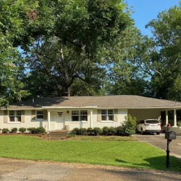 Updated home close to campus and downtown