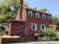 Blue Shutters Inn