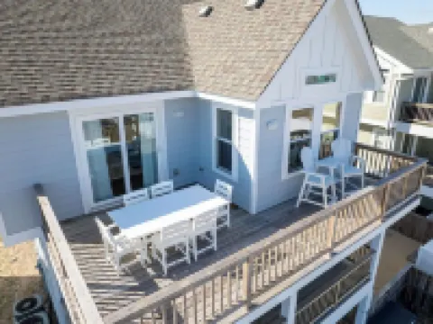 Heated Pool-Hot Tub-Ocean View-Backyard Game Area-Fire Pit