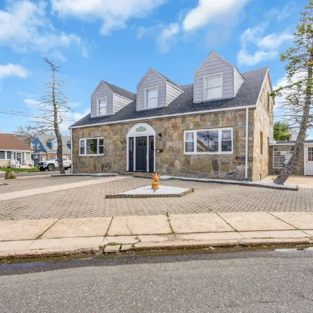 Seaside Heights Home- All Season Swim Spa with Bay Views & Game Room!