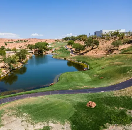 Newly Renovated - Condo at Wolf Creek Golf Course