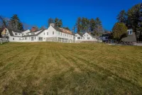 Mountainside Estate. Private Indoor Pool, Near Ragged Mtn Sunapee, Sleeps 28