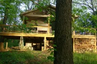 Fish, Hike, Bird Watch, Spring Flowers - 5 Star Reviews - Unplugged & Private - 4-Star