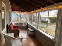 Onset Family Escape Hotels near Shell Point Beach