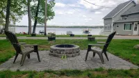 Lake George cottage with large lakefront lawn