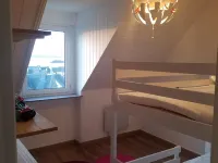 Apartment with breathtaking sea views 50M from the beach 卡朗泰克住宿飯店