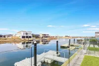 Ultimate luxury on the canal Hotels in Geographe