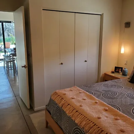 Modern Oasis with pool, close to downtown and airport