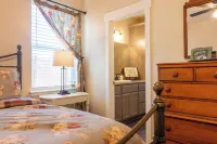 Cottage Style Mountain Getaway