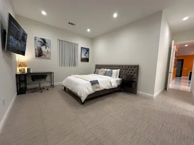 🏝️ Tropical Luxury Oasis 🏝️ Các khách sạn gần Los Angeles Whiteman Apt