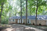 Alabama University Events, 5 bdrm Home by Lake, sleeps 14, 5 mil to Bryant/Denny