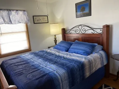 Welcome to our Wichita Home - Easy Close Access to Turnpike South Side