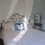 Ligur. Mansion from the 12th century for 2/3 P., in mountain village, 10 km to the sea Hotels in Dolcedo