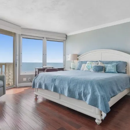 Luxury Oceanfront Condo in Ormond Beach