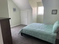 Beach themed home! Walking distance to the beach and Historic Ashtabula Harbor!