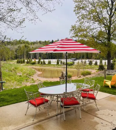 3 bed/3.5 bath Fish Creek condo: walking distance to beach/parks