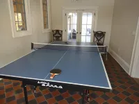 Oversized Country house, Quiet Retreat & Gathering space ~NEW !!!