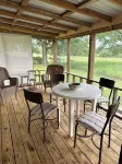 Cozy cabin in Glen Rose with AC, WiFi, Close to all major attractions!