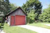 Fraser Fir Rustic Cabin near Lake w/ Sunset Views Hotels near Tiki Beach Resort