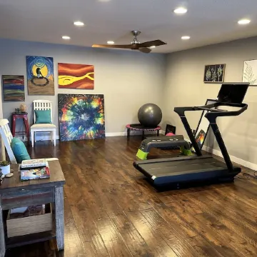 Modern farmhouse oasis. - horses welcome