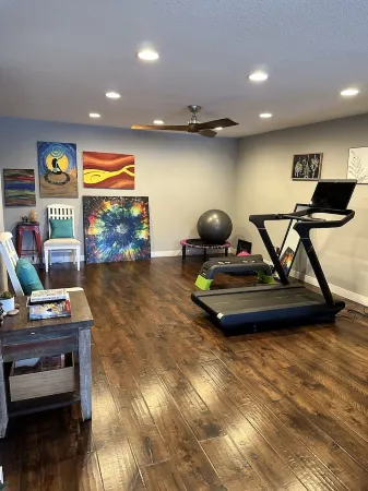 Modern farmhouse oasis. - horses welcome