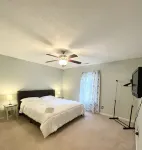 ✨BE OUR GUEST & RELAX! MINS. TO THE AIRPORT✨ Hotels near St. Julia AME Zion Church