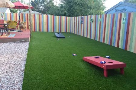 Pet and Family Friendly Conveniently Located I Heart Colorado Home