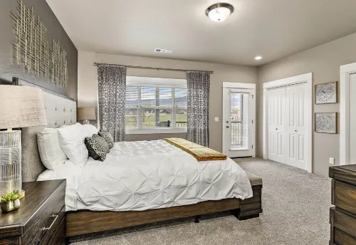 U1 - 2 King Beds - 1G Wi-Fi - Office - Beautiful Home!