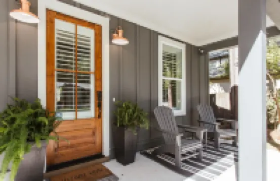 Newly built home in Five Points — 1 mile to UGA