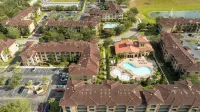 Just minutes from Disney! Family condo , Clubhouse with great amenities.