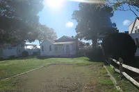 Little Gem with stunning water view of Great Bay and 1/4 mile from Bristol Beach